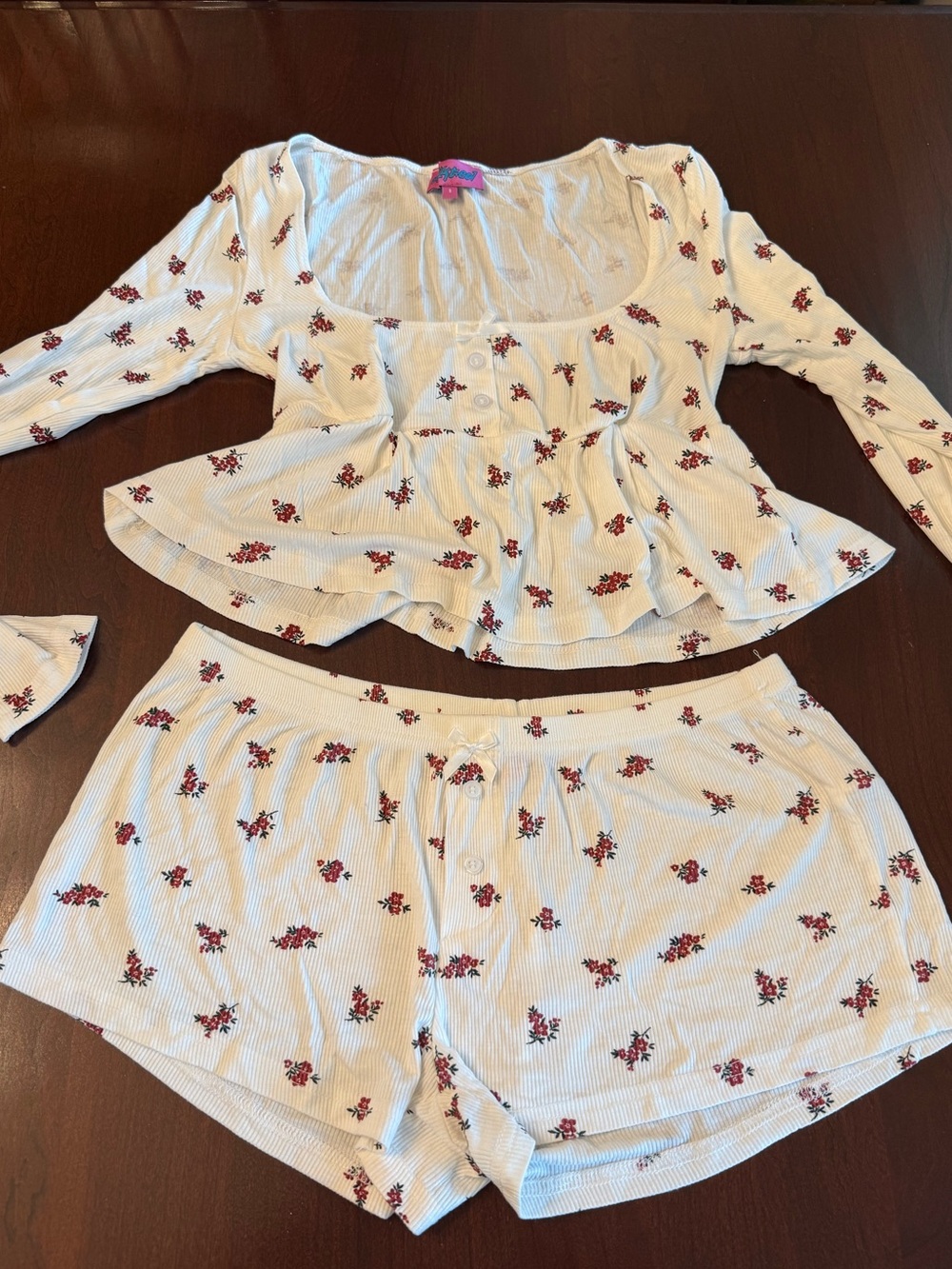 NWOT Edikted Pajama set size small